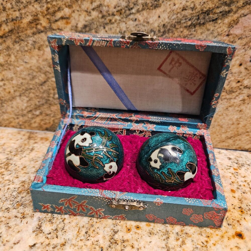 Chinese Panda Bears Baoding Chime Therapy Hand Balls Stress Relief Therapy
